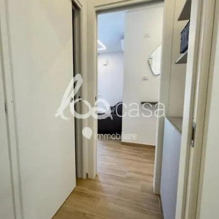 Id 875 Bilocale Con Terrazza E Box Apartmán *