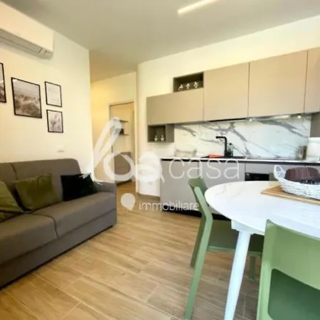 Id 875 Bilocale Con Terrazza E Box *