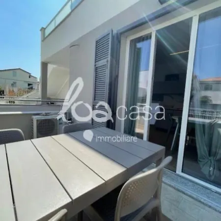 Id 875 Bilocale Con Terrazza E Box Apartmán